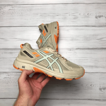 Кросівки Asics