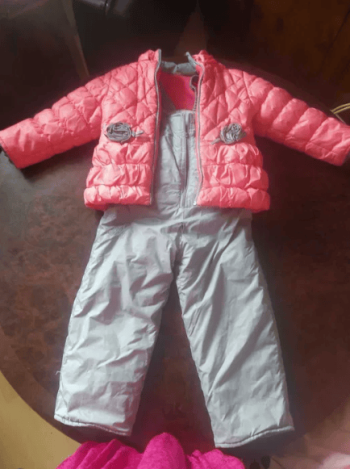 Зимний комбинезон для девочки
