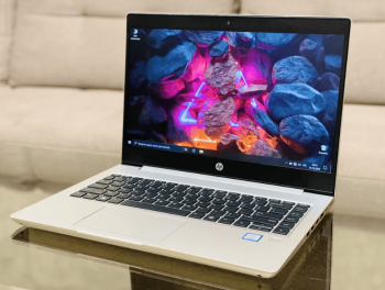 HP ProBook /Full HD/IPS/i7-8565U/4.6 GHz/8 ГБ/SSD 256/UHD Graphics 620