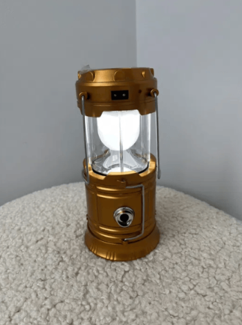 Ліхтар на сонячній батареї