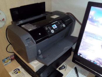 Фотопринтер EPSON Stylus Photo R240, принтер цветной струйный