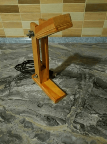 Мебель Лампа настольная деревянная, работает от Power Bank