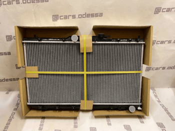 Радиатор двигателя TOYOTA AVENSIS 1997-2002 2.0 Diesel