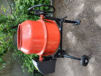 Сдам в аренду на прокат бетономешалку 125л.