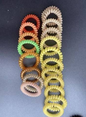 Резинка пружинка спиралька для волос