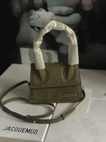 Сумка Jacquemus Chiquito