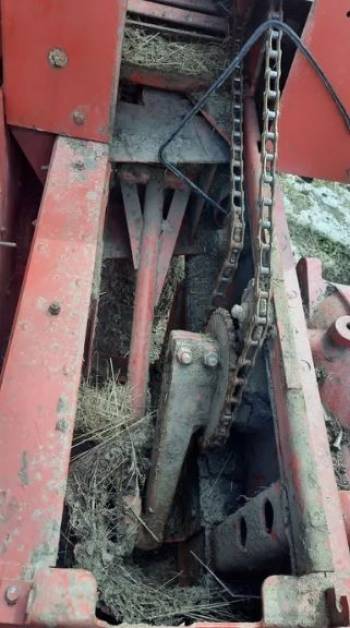 Розборка прес-підборщиків запчастини MF 120.RC 42