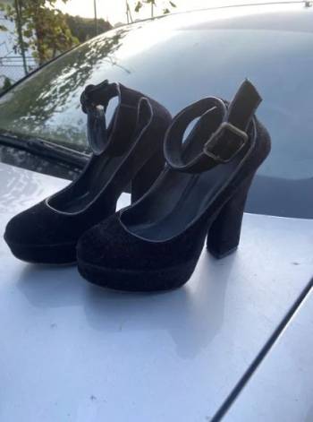 Стильні туфлі