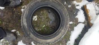 Резина, шини на доїзд