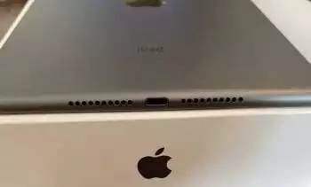 APPLE планшет 5 мини 256.