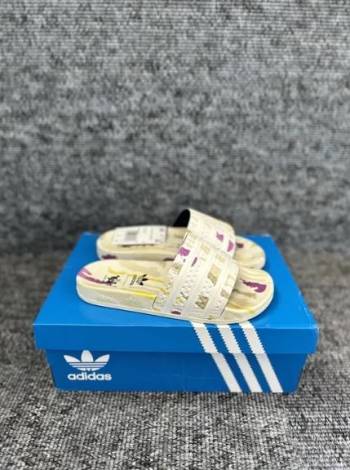 Шлепанцы Adidas