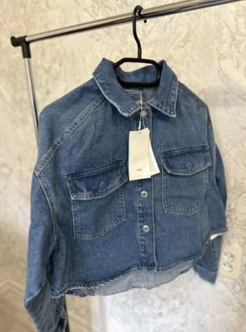 Джинсовая куртка Bershka