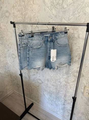 Джинсовые шорты Zara