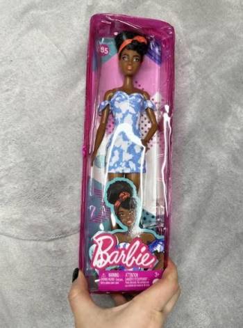 Кукла Барбі
