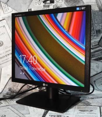 Отличные Мониторы ЖК 17 .'Пешка'. Гарантия