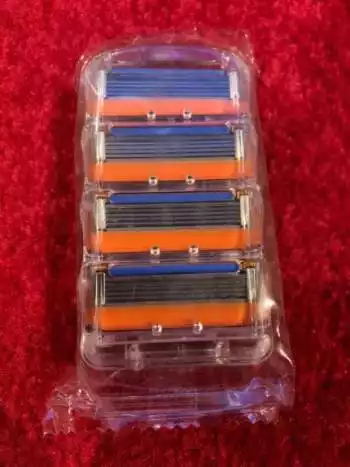 Gillette Fusion 5 сменные картриджи новые для бритья
