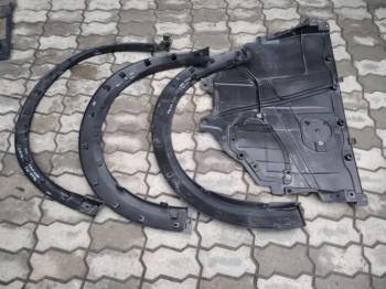 Мазда НАКЛАДКА Крыла