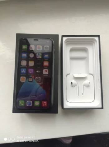 iPhone 11 pro 64 ідеальний