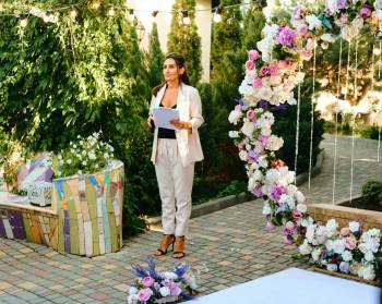 Ведущая и музыка на праздник 