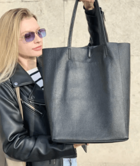 Черная кожаная женская сумка шоппер