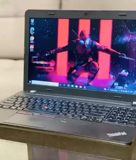 Lenovo Thinkpad E560/ i5-6200U/2.8 GHz/8 ГБ/SSD 240/HD Graphics 520