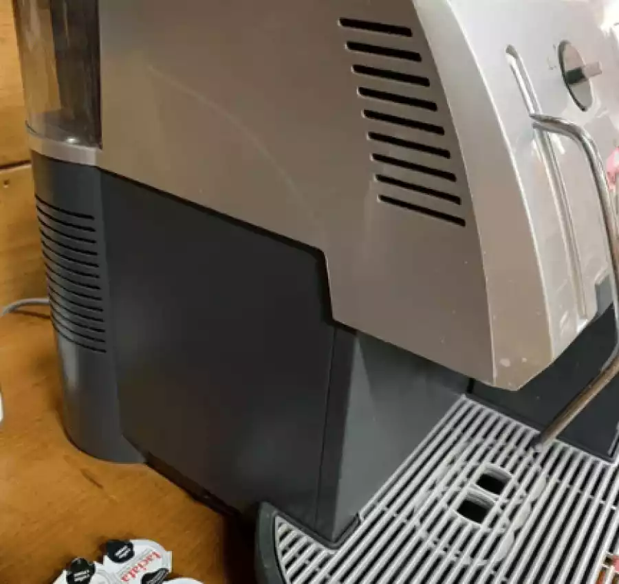 Каво машина saeco magic 3