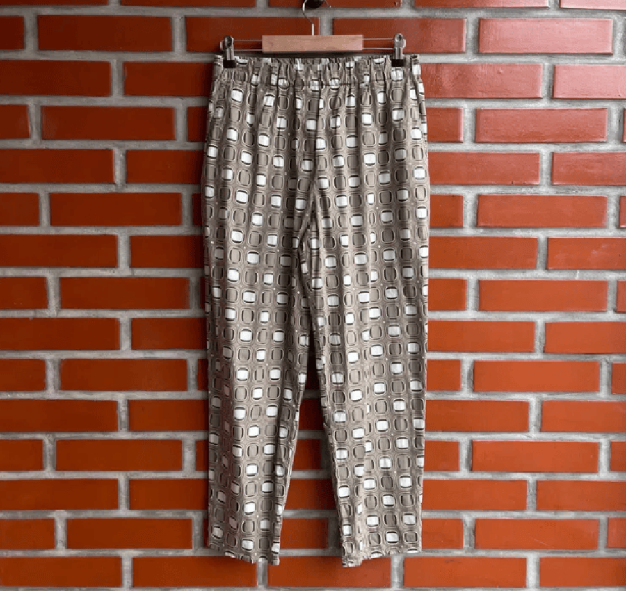 Antonelli женские лёгкие брюки штаны размер 42 M Антонелли Б У