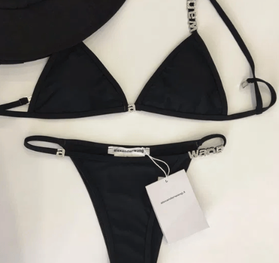 Купальник в стиле Wang