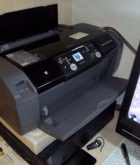 Фотопринтер EPSON Stylus Photo R240, принтер цветной струйный