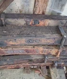 Продам передні задні ресори для ЗІЛ-131