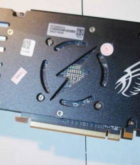 Radeon RX6600m 8GB GDDR6_16k