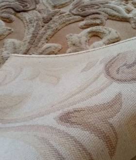 Килим приліжковий