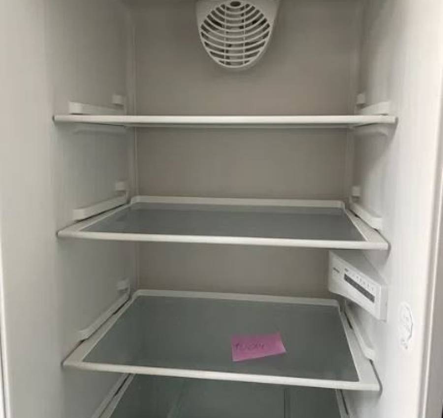 Вмонтований холодильник Бу 2