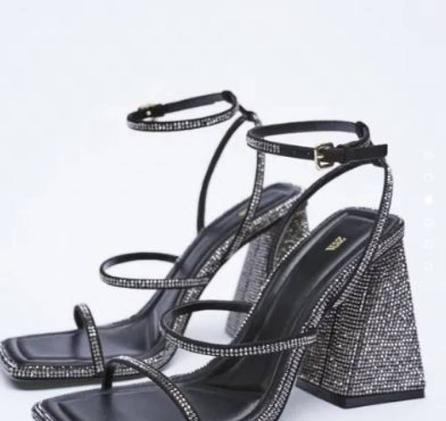 Босоножки Zara