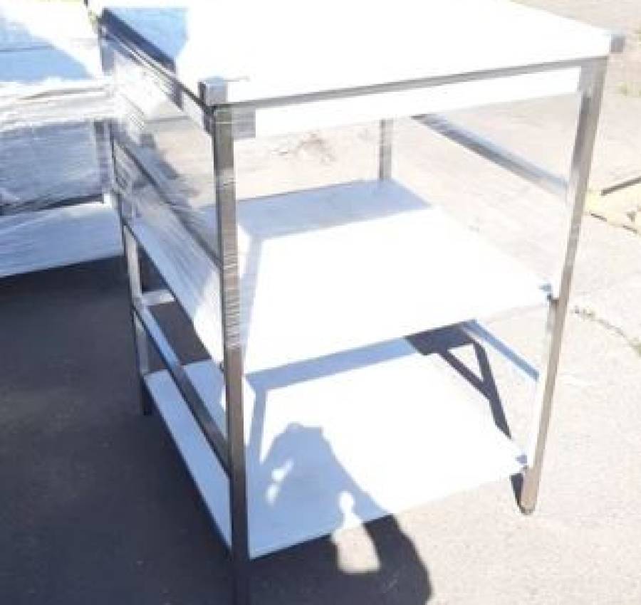 Стіл з нержавійки з двома полками 3