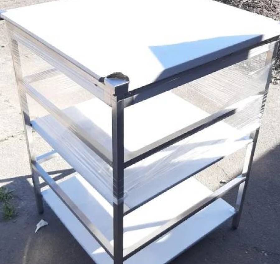 Стіл з нержавійки з двома полками 4