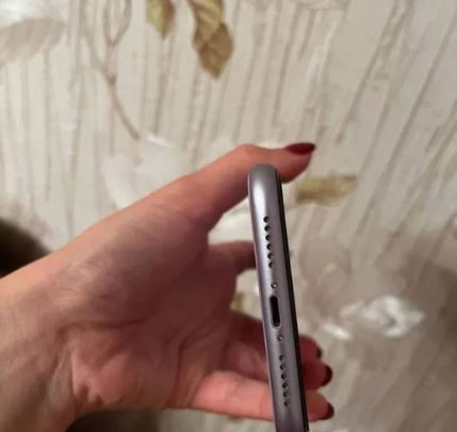 Продам iPhone 11 neverlock 6
