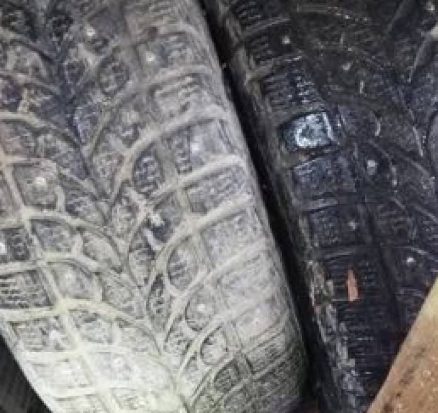 Резина, шини на доїзд