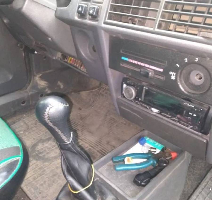 Продам Славуту 2008 г 3