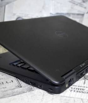 Ультрабук Dell E7250: 12.5