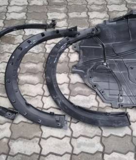 Мазда НАКЛАДКА Крыла