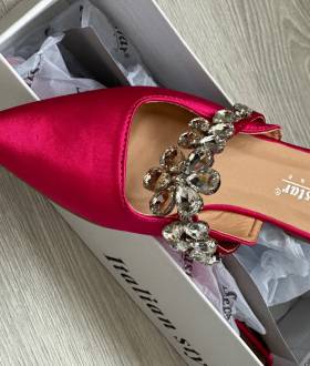 Жіночі мюлі