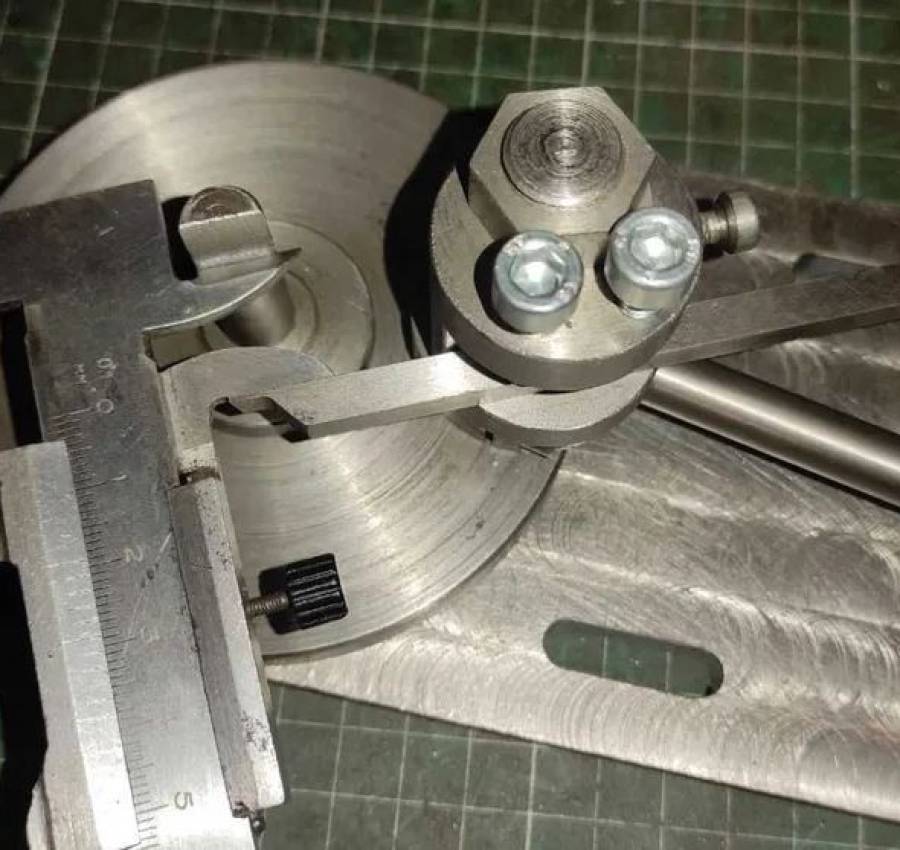 Приспособа для точения шаров (шароточка, сфероточка) на ТВ-4, ТВ-16 5