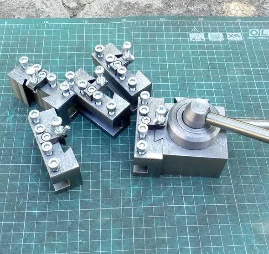 Быстросменный резцедержатель для ТВ-4, ТВ-16, плюс 5 кассет 4