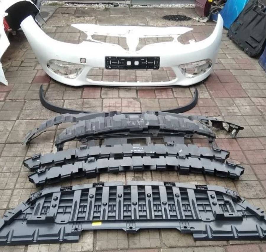 620366815R Каркас бампера Renault Fluence (2013-2017 6