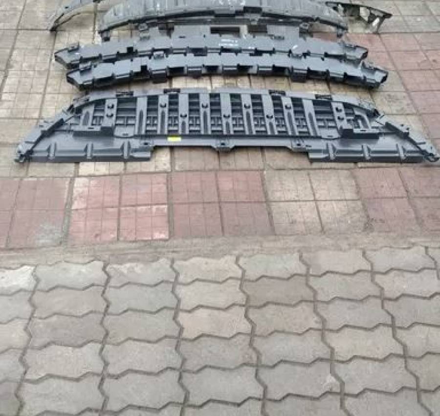 620366815R Каркас бампера Renault Fluence (2013-2017 7