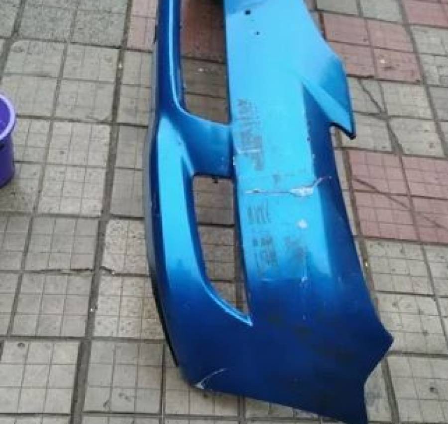 Мазда НАКЛАДКА Крыла 4