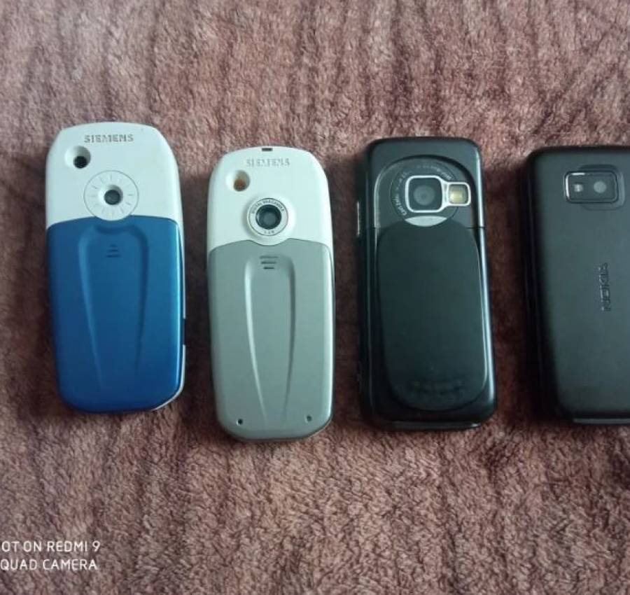 Телефони 2 сіменса 2нокіа 2