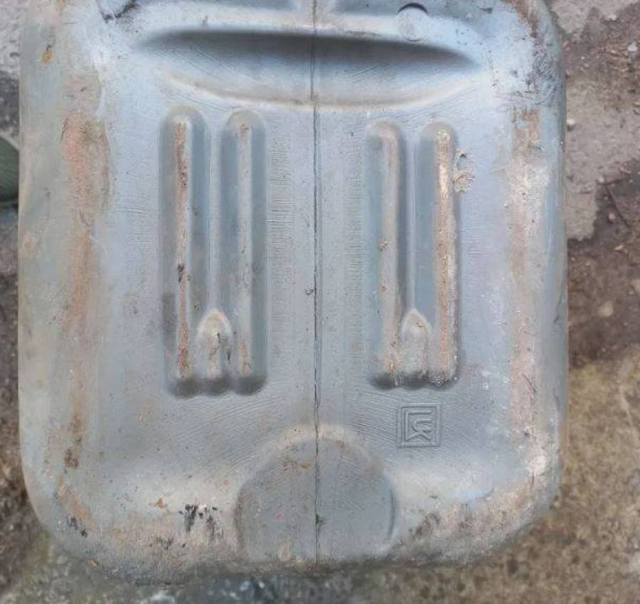 Канистры пластиковые 50л 2