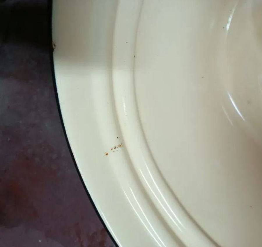 Кастрюля эмалированная 3